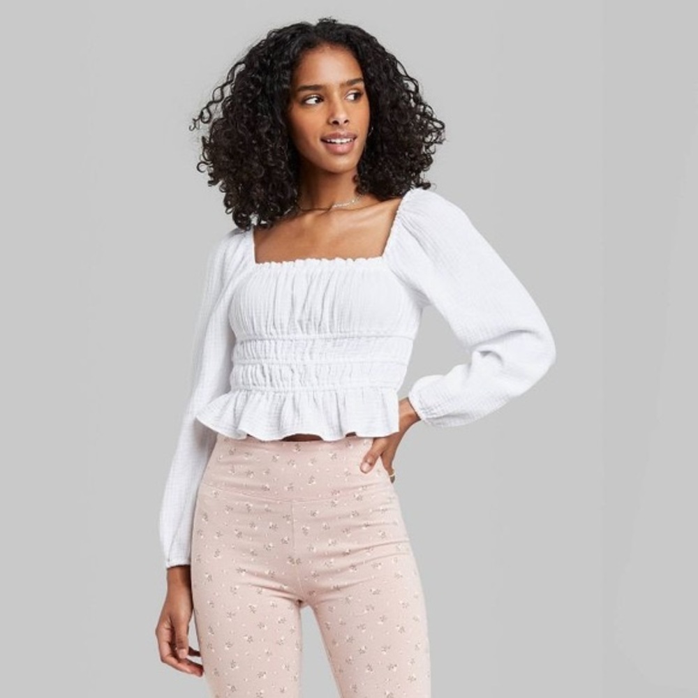 White long puff sleeve top